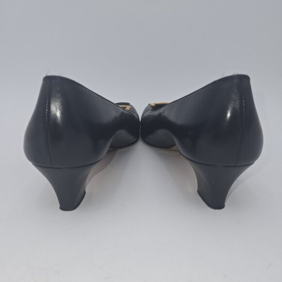 Salvatore Ferragamo Vara Pumps Navy Blue Leather 6 AA Gold Buckle Made Italy VTG - Picture 5 of 12